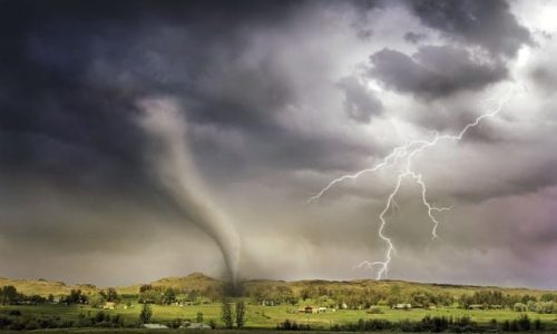 lightning-and-tornado-hitting-village-1446076